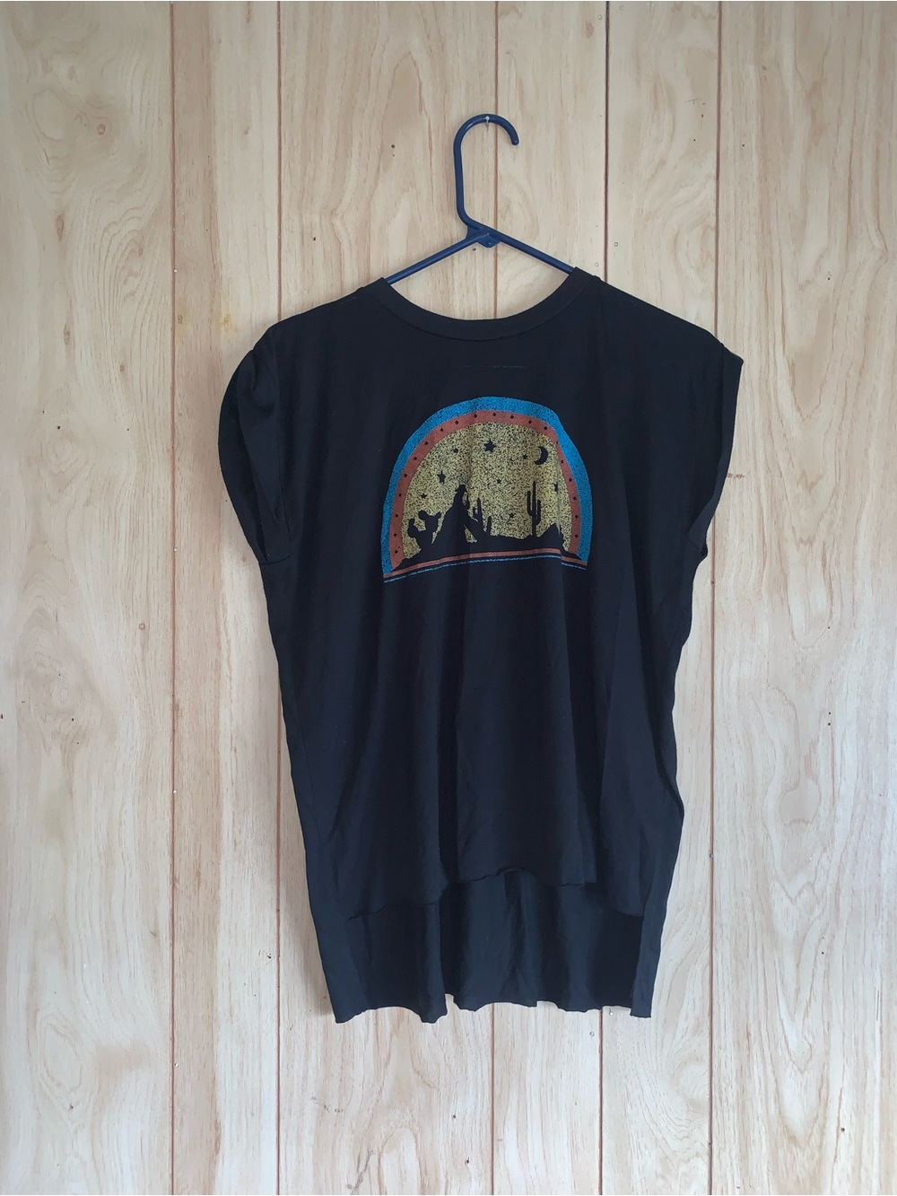 Women’s Black Muscle Tee with Desert Graphic